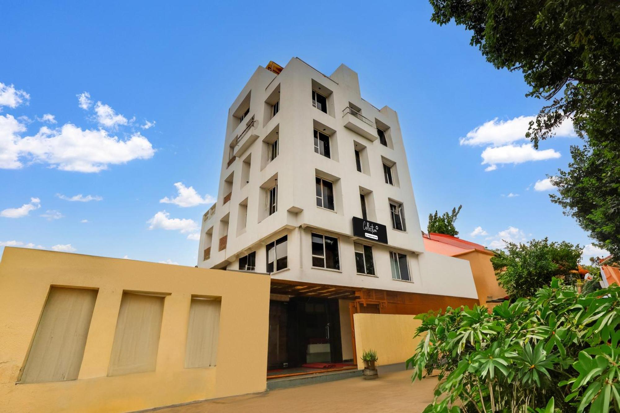 אחמדאבאד Super Collection O Ashram Road Near Sardar Bridge Formerly Hotel Apple Inn מראה חיצוני תמונה